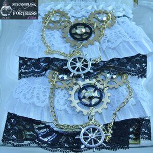 WHITE BLACK LACE WRIST LENGTH FINGERLESS GLOVES WRIST COVER GOLD GEARS SWAROVSKI